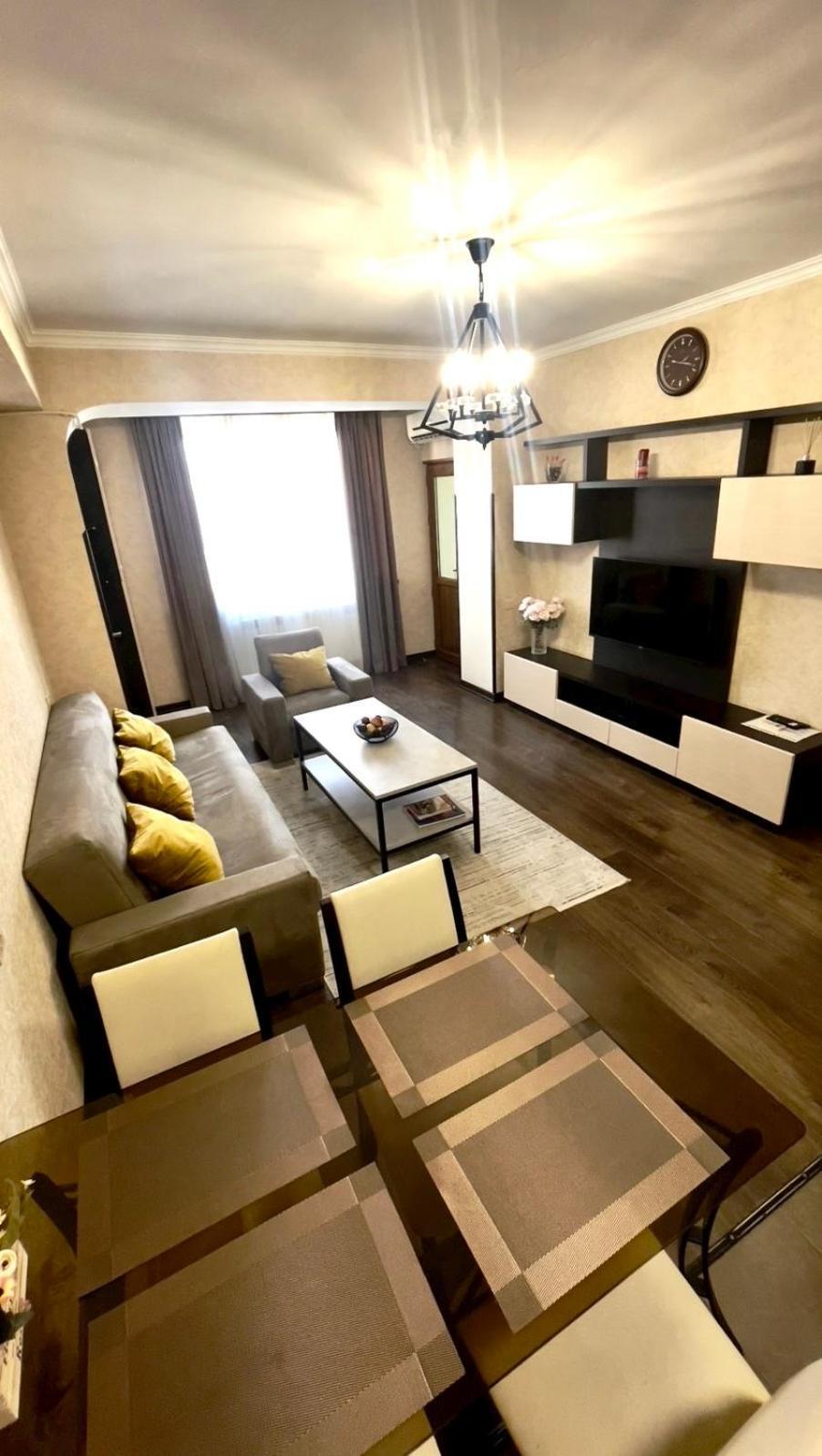 Apartment Family *